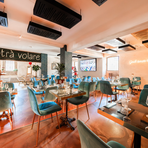 Vista della sala superiore del Ristorante Piano Piano Bologna